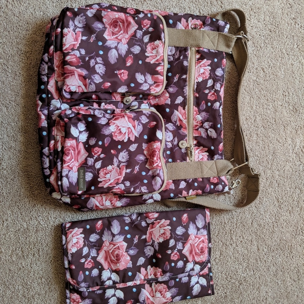 Convertible diaper bag